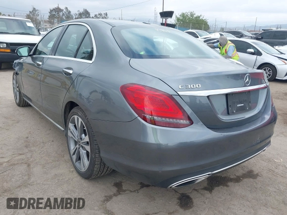 2019 Mercedes-Benz C 300 with VIN 55SWF8DB7KU312371, listed as a IAAI auction lot 42053369 with 62,767 mi miles and . Bid and sale history available at DreamBid. Image 3.