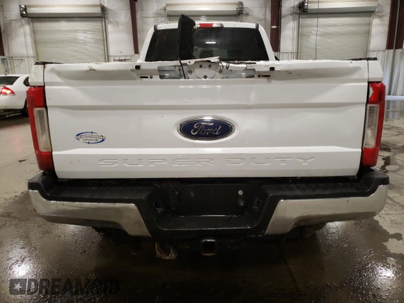 2019 Ford Super Duty F-250 SRW XL with VIN 1FT7W2BT0KED75716, listed as a Copart auction lot 47306715 with 0 mi miles and Salvage Title. Bid and sale history available at carsss.com. Image 6.