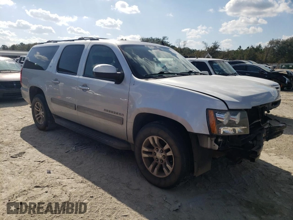 2014 Chevrolet Suburban LT with VIN 1GNSCJE06ER114674, listed as a Copart auction lot 44053755 with 199,486 mi miles and Salvage Title. Bid and sale history available at carsss.com. Image 4.