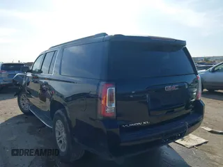 2016 GMC Yukon XL SLE with VIN 1GKS1FKCXGR119362, listed as a IAAI auction lot 41240298 with 234,175 mi miles. Bid and sale history available at carsss.com. Image 3.