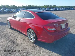2014 Mercedes-Benz C 250 с VIN WDDGJ4HB4EG270202, выставлен на аукционе IAAI как лот 42756542 с пробегом 64 966 миль миль и . История ставок и продаж доступна на DreamBid. Изображение 3.