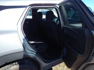 2024 Chevrolet TrailBlazer LT with VIN KL79MRSL4RB043603, listed as a IAAI auction lot 41812948 with 9,509 mi miles and . Bid and sale history available at DreamBid. Image 8.