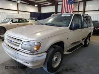 1996 Ford Explorer XLT z VIN 1FMDU32P0TZB87284, wystawiony jako Copart lot #82184024 z przebiegiem 117 882 mil mil oraz Nie do naprawy • Non repairable. Historia ofert i sprzedaży dostępna na DreamBid. Obrazek 1.