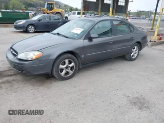 2003 Ford Taurus SES Standard with VIN 1FAFP55S63G176291, listed as a IAAI auction lot 42079514 with 173,623 mi miles. Bid and sale history available at carsss.com. Image 2.