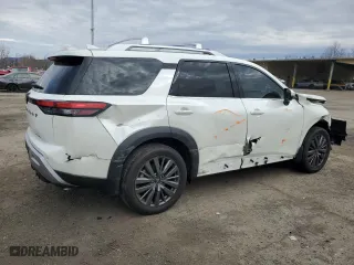 2024 Nissan Pathfinder SL with VIN 5N1DR3CD0RC273762, listed as a Copart auction lot 50922535 with 12,805 mi miles and Salvage Title. Bid and sale history available at carsss.com. Image 3.