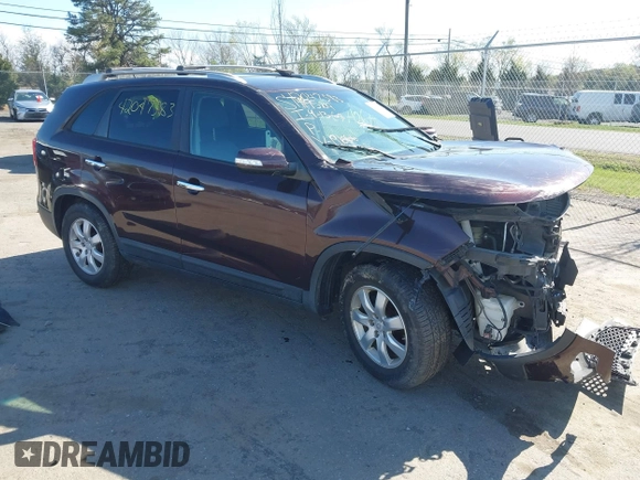 2012 Kia Sorento LX with VIN 5XYKT4A67CG191666, listed as a IAAI auction lot 42047583 with 175,404 mi miles. Bid and sale history available at carsss.com. Image 1.