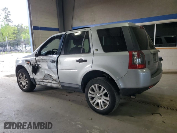 2008 Land Rover LR2 SE with VIN SALFP24N88H019294, listed as a Copart auction lot 54083735 with 223,615 mi miles and Salvage Title. Bid and sale history available at DreamBid. Image 2.