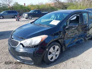 2016 Kia Forte 5-Door LX with VIN KNAFK5A86G5597042, listed as a IAAI auction lot 42032937 with 145,137 mi miles. Bid and sale history available at carsss.com. Image 18.