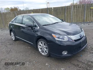 2010 Lexus HS with VIN JTHBB1BA2A2009222, listed as a IAAI auction lot 42030728 with 104,048 mi miles. Bid and sale history available at carsss.com. Image 1.