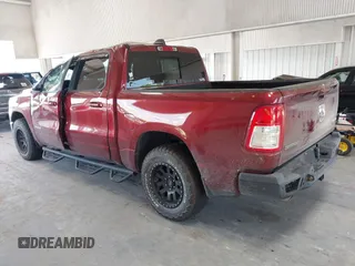 2021 Ram 1500 Lone Star z VIN 1C6SRFFT9MN676871, wystawiony jako IAAI lot #42344073 z przebiegiem 38 160 mil mil oraz . Historia ofert i sprzedaży dostępna na DreamBid. Obrazek 3.