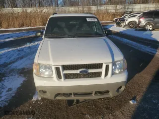 2002 Ford Explorer Sport Value with VIN 1FMYU70E62UB91894, listed as a Copart auction lot 87284694 with 81,437 mi miles and Clean Title. Bid and sale history available at carsss.com. Image 5.