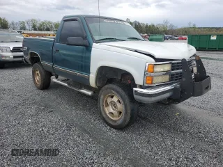 1998 Chevrolet Silverado 1500 with VIN 1GCEK14R0WZ137636, listed as a Copart auction lot 50781335 with 276,184 mi miles and Salvage Title. Bid and sale history available at DreamBid. Image 4.