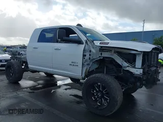 2019 Ram 2500 Lone Star with VIN 3C6UR5MLXKG623625, listed as a IAAI auction lot 41082618 with 81,521 mi miles and . Bid and sale history available at DreamBid. Image 1.