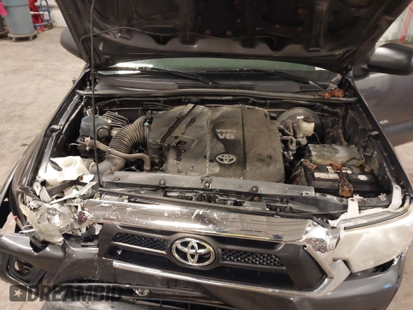 2013 Toyota Tacoma with VIN 3TMMU4FN9DM052987, listed as a IAAI auction lot 42325979 with 200,379 mi miles and . Bid and sale history available at DreamBid. Image 10.