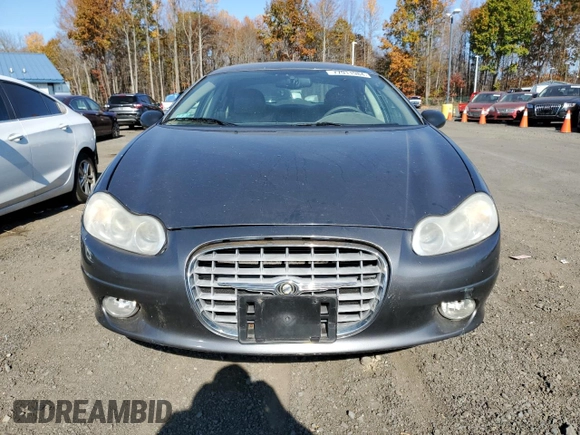 2004 Chrysler Concorde LXi z VIN 2C3HD36M04H704174, wystawiony jako Copart lot #77911984 z przebiegiem 84 543 mil mil oraz Czysty tytuł • Clean title. Historia ofert i sprzedaży dostępna na DreamBid. Obrazek 5.