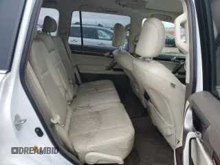 2011 Lexus GX 460 z VIN JTJBM7FX2B5019663, wystawiony jako Copart lot #53881575 z przebiegiem 164 398 mil mil oraz Szkody całkowita. Historia ofert i sprzedaży dostępna na DreamBid. Obrazek 10.
