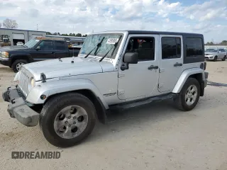2010 Jeep Wrangler with VIN 1J4BB5H18AL136304, listed as a Copart auction lot 43995905 with 190,497 mi miles and Salvage title. Bid and sale history available at DreamBid. Image 1.