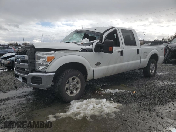 2015 Ford Super Duty F-250 SRW Lariat with VIN 1FT7W2BT5FEC36574, listed as a Copart auction lot 43209995 with 194,884 mi miles and Salvage Title. Bid and sale history available at carsss.com. Image 1.