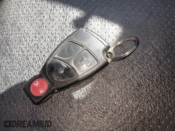 2005 Mercedes-Benz C 240 с VIN WDBRF81J65F662003, выставлен на аукционе IAAI как лот 41678426 с пробегом 109 632 миль миль и . История ставок и продаж доступна на DreamBid. Изображение 11.