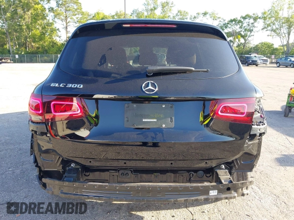 2022 Mercedes-Benz GLC with VIN W1N0G8DB4NV325114, listed as a IAAI auction lot 42054713 with 16,779 mi miles. Bid and sale history available at carsss.com. Image 17.
