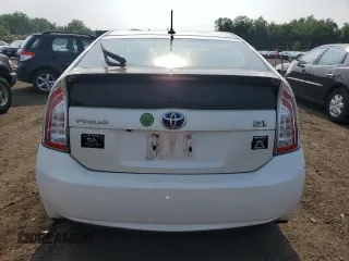 2015 Toyota Prius Four z VIN JTDKN3DU1F0452024, wystawiony jako Copart lot #60981445 z przebiegiem 194 880 mil mil oraz Czysty tytuł • Clean title. Historia ofert i sprzedaży dostępna na DreamBid. Obrazek 6.