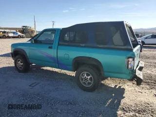 1996 Dodge Dakota z VIN 1B7GG26X9TW707044, wystawiony jako Copart lot #77101384 z przebiegiem 112 847 mil mil oraz Szkoda całkowita • Salvage title. Historia ofert i sprzedaży dostępna na DreamBid. Obrazek 2.
