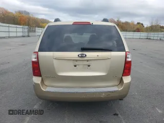 2008 Kia Sedona LX with VIN KNDMB233586217761, listed as a Copart auction lot 77362824 with 145,064 mi miles and Clean Title. Bid and sale history available at carsss.com. Image 6.