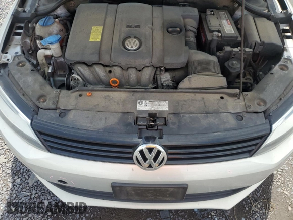 2011 Volkswagen Jetta SE with VIN 3VWDZ7AJ2BM017953, listed as a Copart auction lot 55307495 with 113,672 mi miles and Salvage title. Bid and sale history available at DreamBid. Image 11.