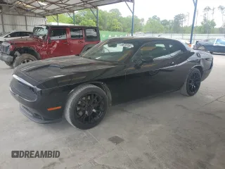 2016 Dodge Challenger SXT z VIN 2C3CDZAG7GH317012, wystawiony jako Copart lot #55610745 z przebiegiem 106 917 mil mil oraz Szkoda całkowita • Salvage title. Historia ofert i sprzedaży dostępna na DreamBid. Obrazek 1.