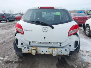 2013 Mazda 2 Sport with VIN JM1DE1KY7D0166470, listed as a IAAI auction lot 41519712 with 117,845 mi miles. Bid and sale history available at carsss.com. Image 16.