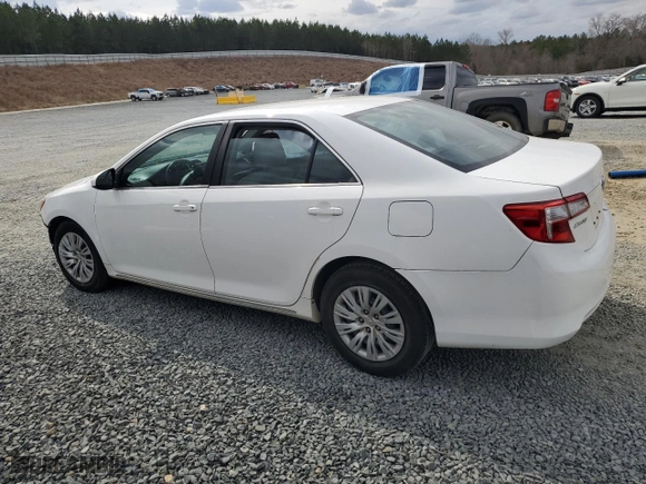 2013 Toyota Camry L with VIN 4T1BF1FK4DU658906, listed as a Copart auction lot 47880625 with 149,908 mi miles and Salvage Title. Bid and sale history available at carsss.com. Image 2.