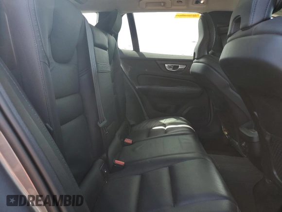 2020 Volvo V60 z VIN YV4102WKXL1042938, wystawiony jako Copart lot #64123133 z przebiegiem 31 611 mil mil oraz . Historia ofert i sprzedaży dostępna na DreamBid. Obrazek 10.