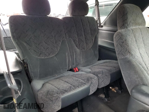 2000 Chevrolet Blazer LS z VIN 1GNCT18W1YK151830, wystawiony jako Copart lot #88799235 z przebiegiem 190 019 mil mil oraz Nie do naprawy • Non repairable. Historia ofert i sprzedaży dostępna na DreamBid. Obrazek 11.