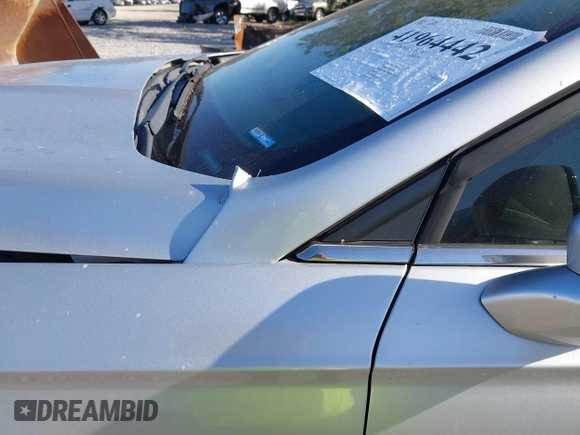 2016 Ford Fusion SE with VIN 3FA6P0H71GR332343, listed as a IAAI auction lot 41964442 with 111,218 mi miles. Bid and sale history available at carsss.com. Image 13.