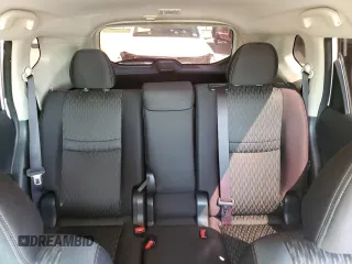2017 Nissan Rogue SV z VIN JN8AT2MTXHW131526, wystawiony jako Copart lot #52114375 z przebiegiem 132 810 mil mil oraz Czysty tytuł • Clean title. Historia ofert i sprzedaży dostępna na DreamBid. Obrazek 10.