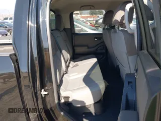2024 Nissan Frontier SV with VIN 1N6ED1FK2RN603585, listed as a IAAI auction lot 42771501 with 8,818 mi miles and . Bid and sale history available at DreamBid. Image 8.