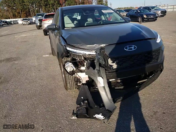 2023 Hyundai Kona SE with VIN KM8K22AB7PU009520, listed as a Copart auction lot 83563934 with 28,561 mi miles and Salvage Title. Bid and sale history available at carsss.com. Image 12.
