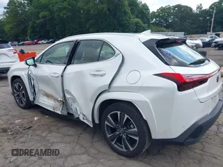 2022 Lexus UX 200 z VIN JTHP3JBH8N2055563, wystawiony jako IAAI lot #42462891 z przebiegiem 25 828 mil mil oraz . Historia ofert i sprzedaży dostępna na DreamBid. Obrazek 6.