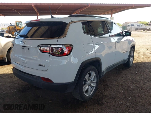 2022 Jeep Compass Latitude with VIN 3C4NJCBB6NT220062, listed as a IAAI auction lot 41857391 with 55,369 mi miles and . Bid and sale history available at DreamBid. Image 4.
