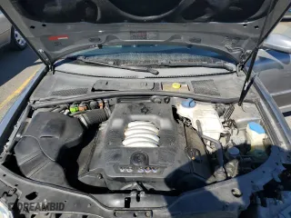 2003 Volkswagen Passat GLX with VIN WVWRH63B43P342403, listed as a Copart auction lot 76988364 with 156,002 mi miles and Salvage Title. Bid and sale history available at carsss.com. Image 11.