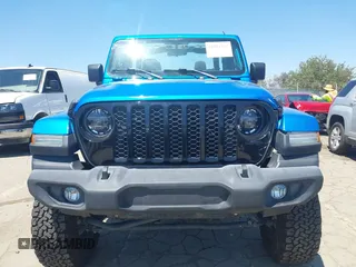 2022 Jeep Gladiator Texas Trail with VIN 1C6HJTAG4NL135346, listed as a IAAI auction lot 42824733 with 40,126 mi miles and . Bid and sale history available at DreamBid. Image 12.