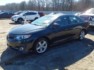 2012 Toyota Camry L with VIN 4T1BF1FK3CU198555, listed as a IAAI auction lot 41427464 with 185,054 mi miles. Bid and sale history available at carsss.com. Image 18.
