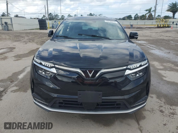 2024 VinFast VF 8 Plus z VIN RLLV1AFA7RH004799, wystawiony jako Copart lot #79730274 z przebiegiem Nie podano mil oraz Szkoda całkowita • Salvage title. Historia ofert i sprzedaży dostępna na DreamBid. Obrazek 5.