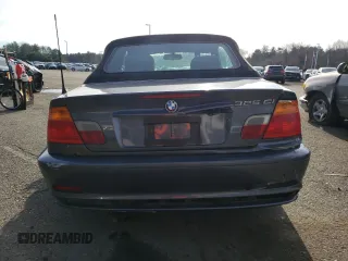 2001 BMW 3 Series 325Ci with VIN WBABS33461JY57192, listed as a Copart auction lot 83082904 with 189,529 mi miles and Salvage Title. Bid and sale history available at carsss.com. Image 6.