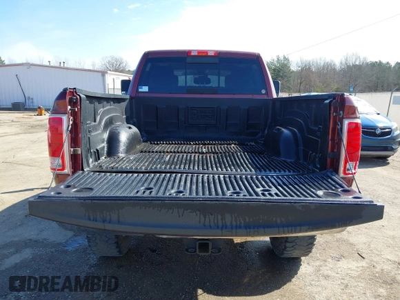2018 Ram 2500 Laramie с VIN 3C6UR5FL9JG206461, выставлен на аукционе IAAI как лот 41655870 с пробегом 124 386 миль миль и . История ставок и продаж доступна на DreamBid. Изображение 17.