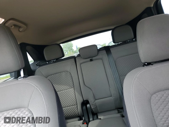 2020 Ford Escape SE with VIN 1FMCU0G66LUC61766, listed as a Copart auction lot 61370965 with 52,919 mi miles and Salvage title. Bid and sale history available at DreamBid. Image 10.