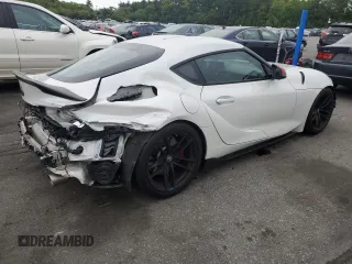 2020 Toyota Supra 3.0 with VIN WZ1DB4C03LW022950, listed as a Copart auction lot 57889245 with 39,081 mi miles and Salvage title. Bid and sale history available at DreamBid. Image 3.
