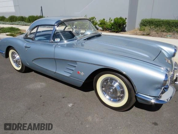 1958 Chevrolet Corvette with VIN J58S108498, listed as a Copart auction lot 66224005 with 473 mi miles and Salvage title. Bid and sale history available at DreamBid. Image 1.