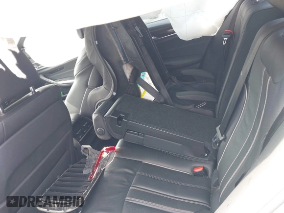 2018 BMW 5 Series 540i z VIN WBAJE5C5XJWA97667, wystawiony jako IAAI lot #41481362 z przebiegiem Nie podano mil oraz . Historia ofert i sprzedaży dostępna na DreamBid. Obrazek 8.