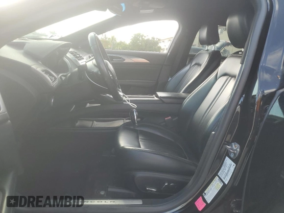 2020 Lincoln MKZ Standard with VIN 3LN6L5A92LR614009, listed as a Copart auction lot 60722435 with 82,295 mi miles and Non repairable. Bid and sale history available at DreamBid. Image 7.